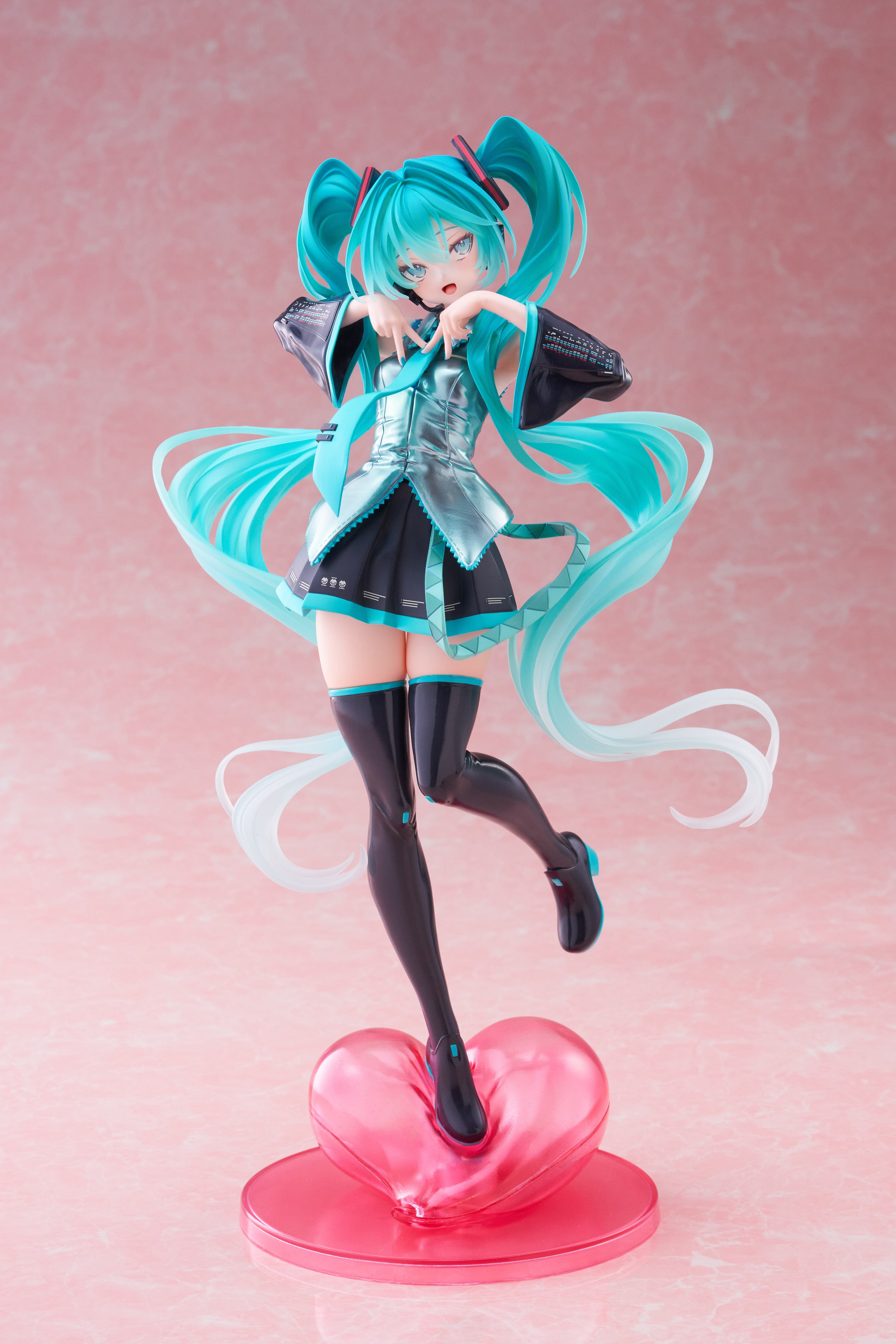 TAITO Hatsune Miku T-Most Figure Main image