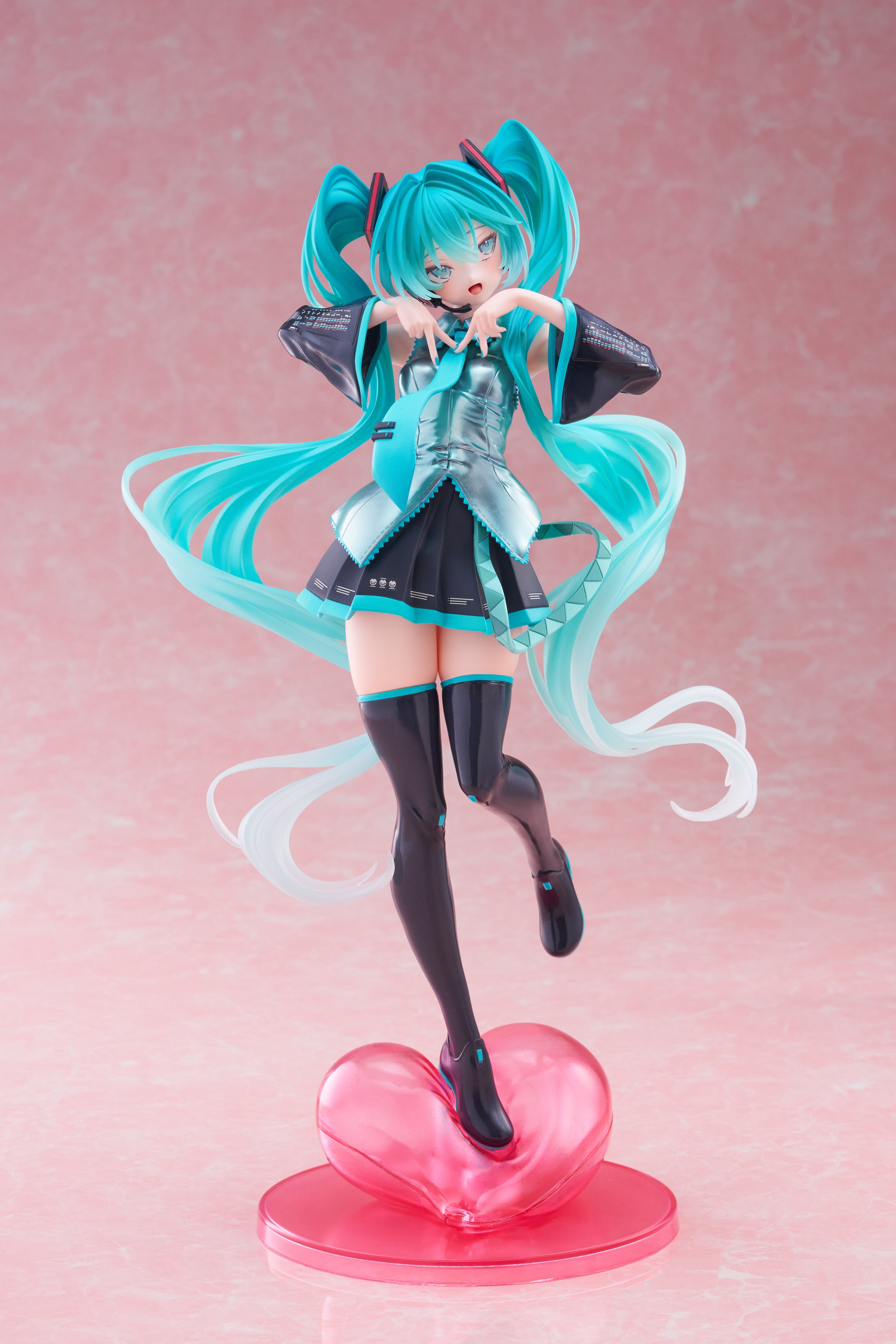 TAITO Hatsune Miku T-Most Figure