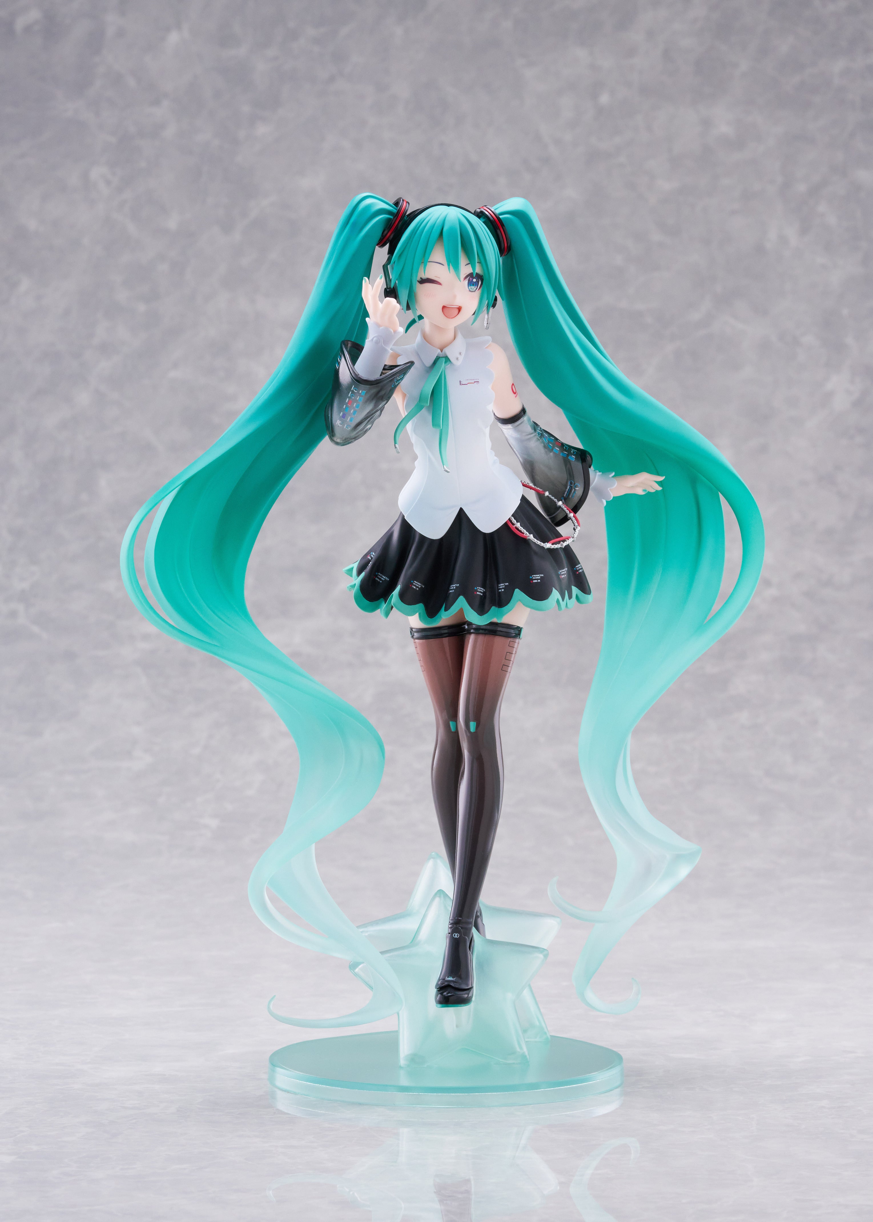 [Pre-Order] TAITO Hatsune Miku T-Most Figure NT Version