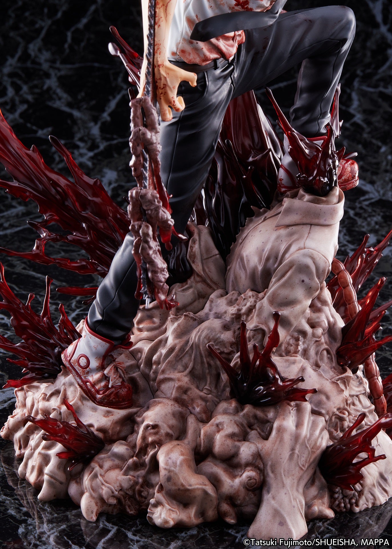 Shibuya Scramble Figure Chainsaw Man 1/7 Scale