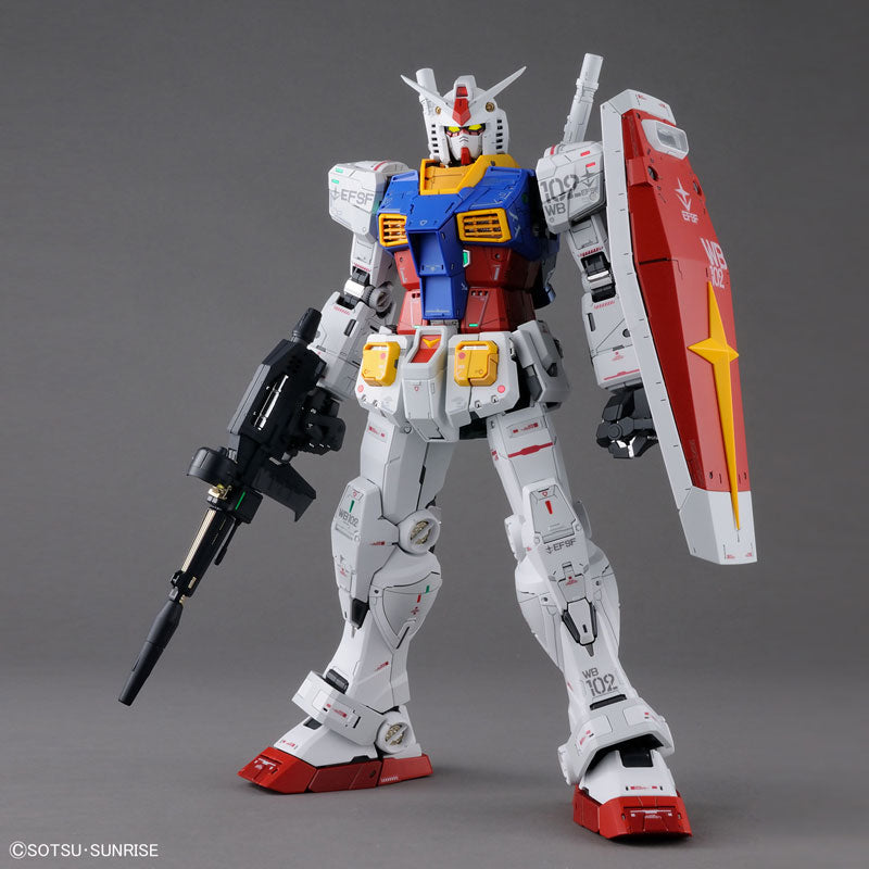 Bandai Gundam PG Unleashed 1/60 RX-78-2 Gundam Main image
