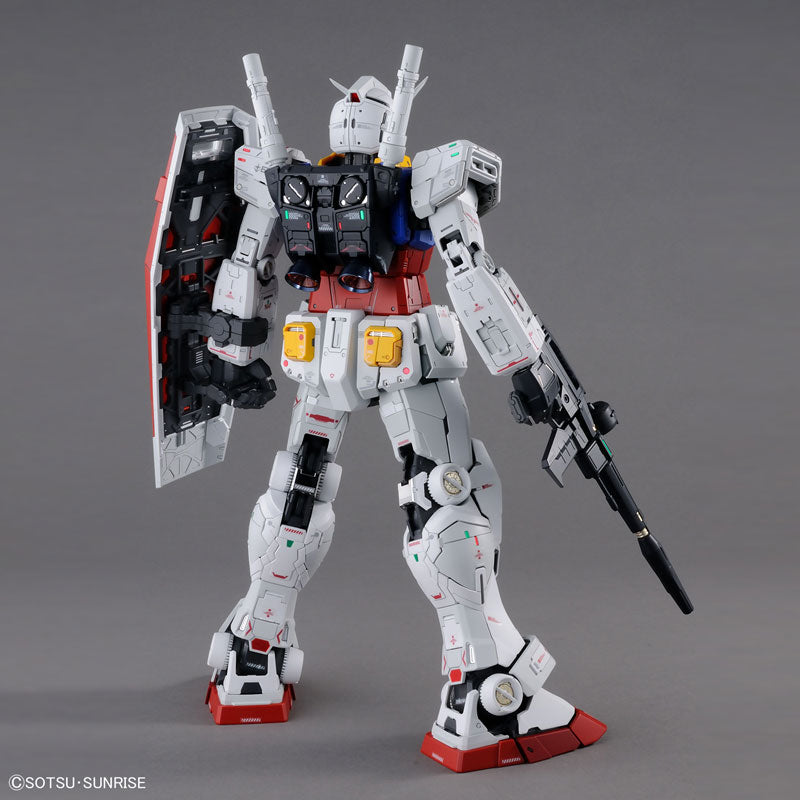 Bandai Gundam PG Unleashed 1/60 RX-78-2 Gundam Secondary image